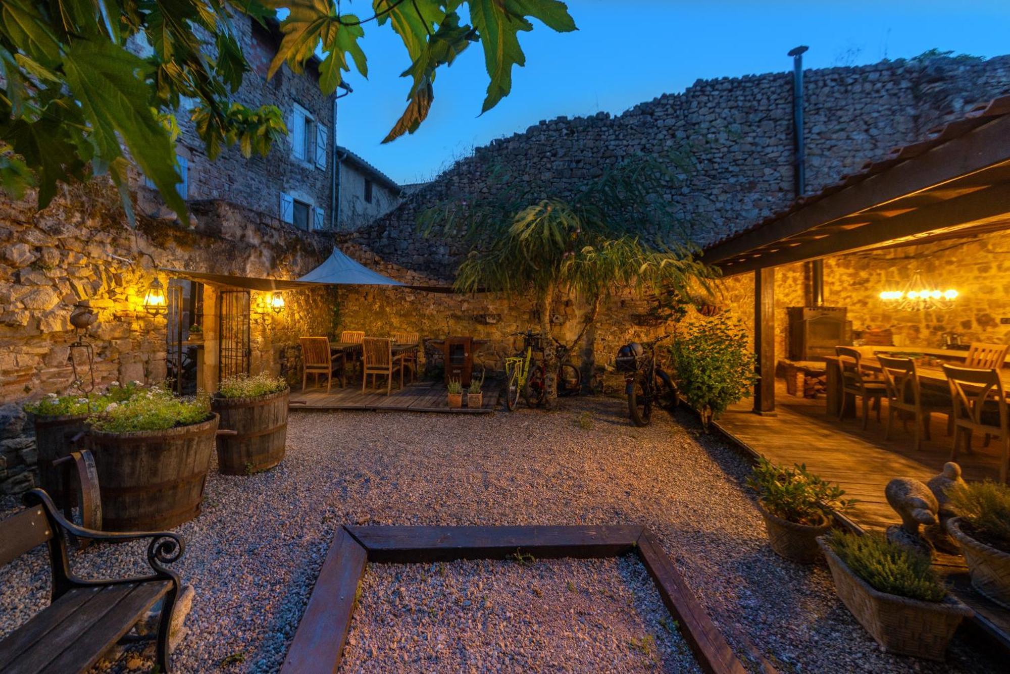 La Maison Au Puits Cordes Sur Ciel Εξωτερικό φωτογραφία
